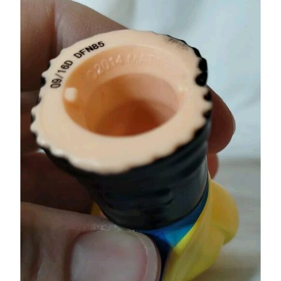 Lot Of 2 Fisher Price Little People Fireman and Firewoman Figures - Picture 4 of 4